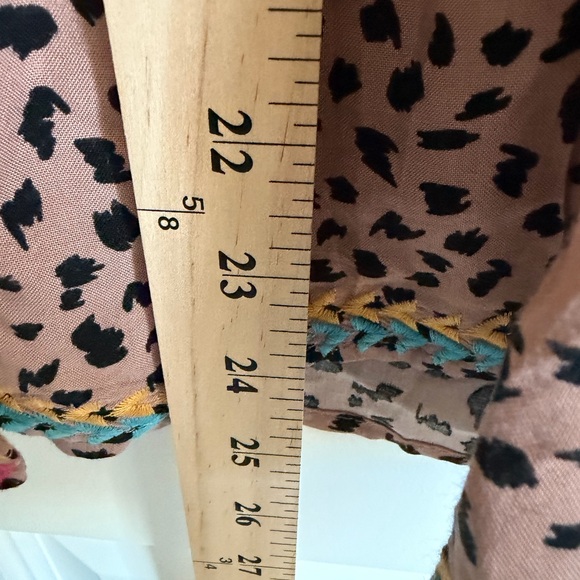 Savannah Jane Boho Leopard Embroidered Babydoll Blouse Size M - Picture 8 of 9